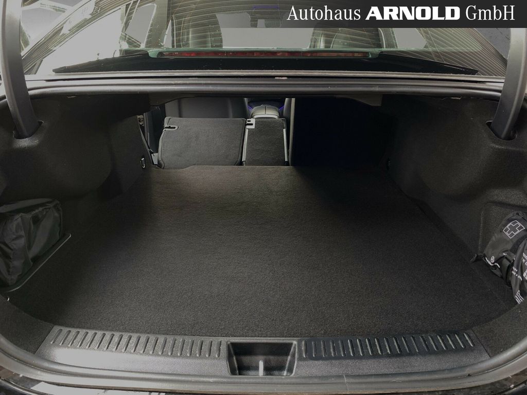 Mercedes-Benz E 300 2024