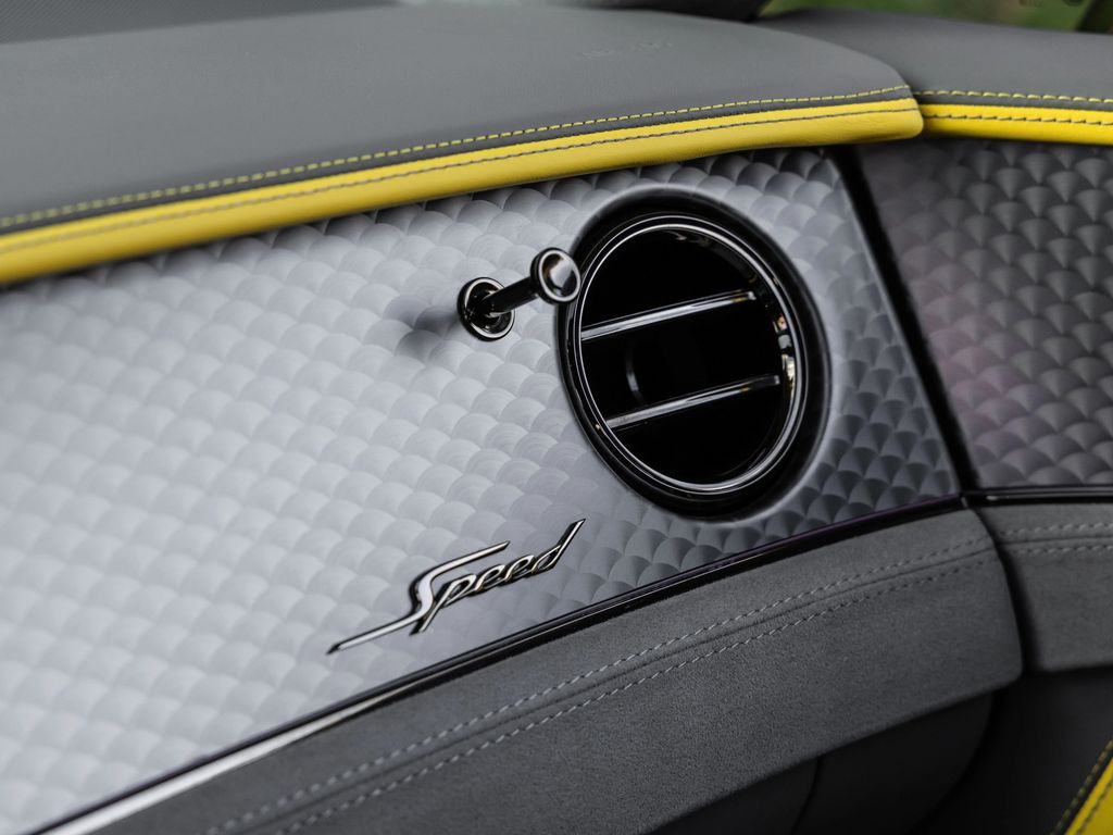 Bentley Continental GT 2025