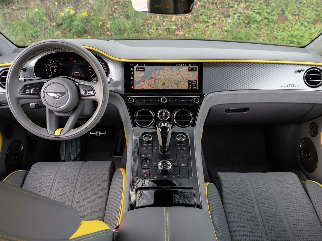 Bentley Continental GT 2025
