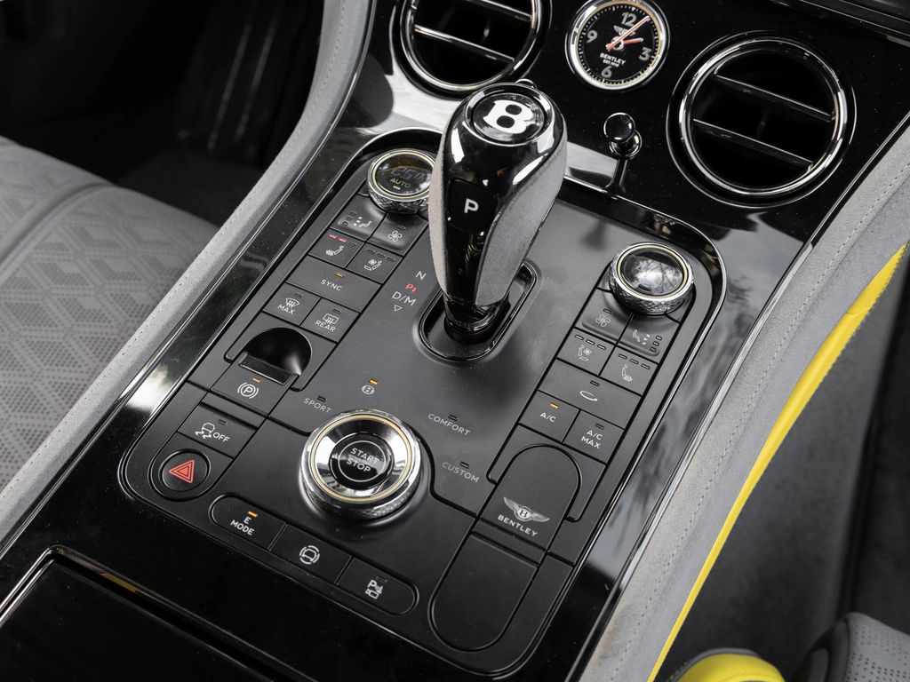 Bentley Continental GT 2025