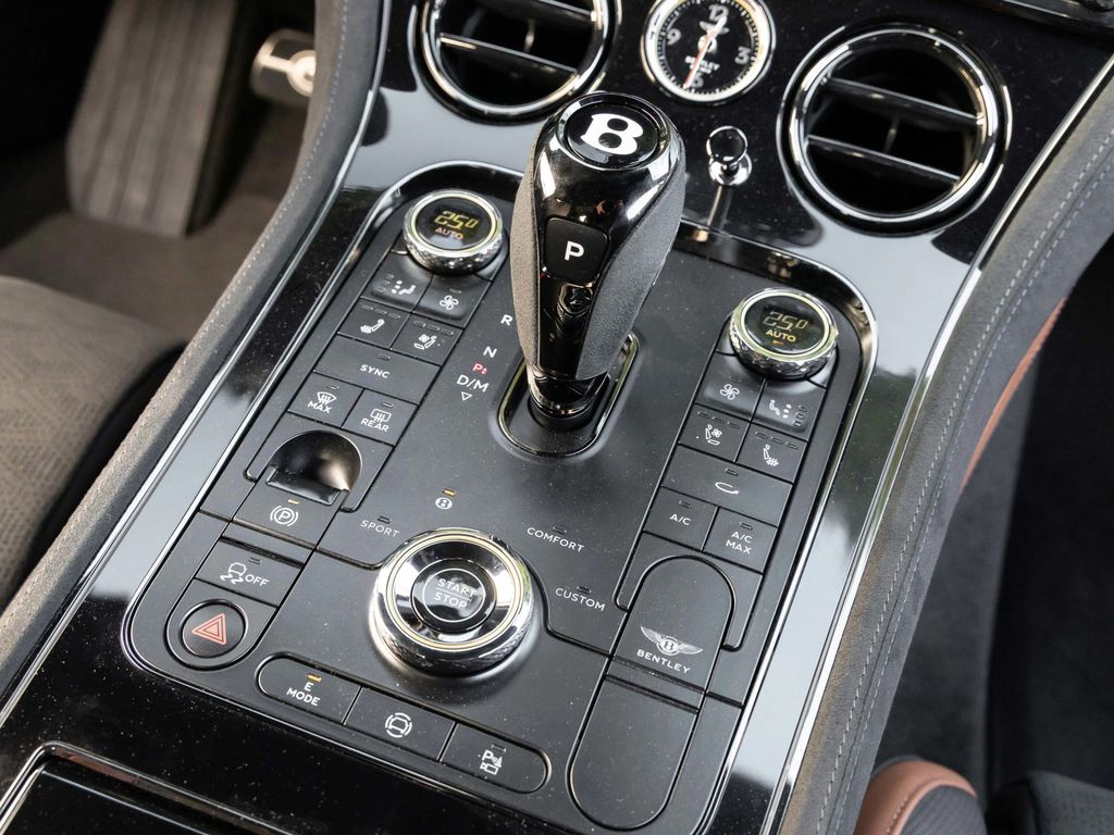 Bentley Continental GT 2025