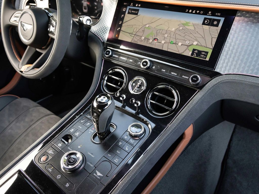 Bentley Continental GT 2025