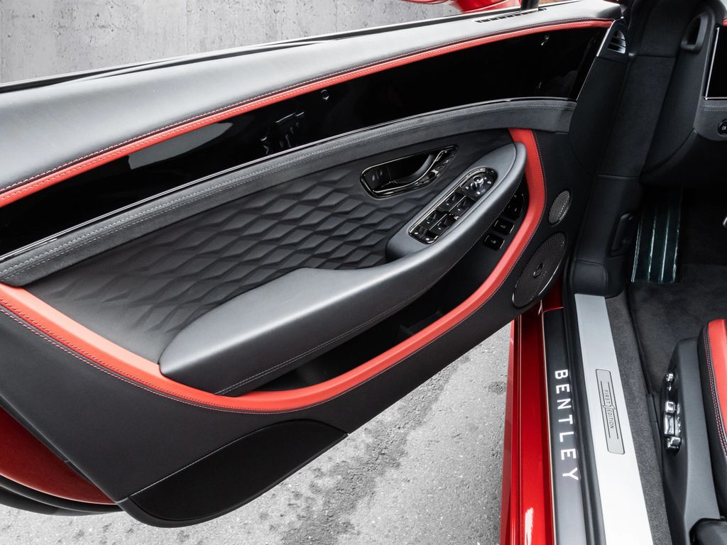 Bentley Continental GT 2025