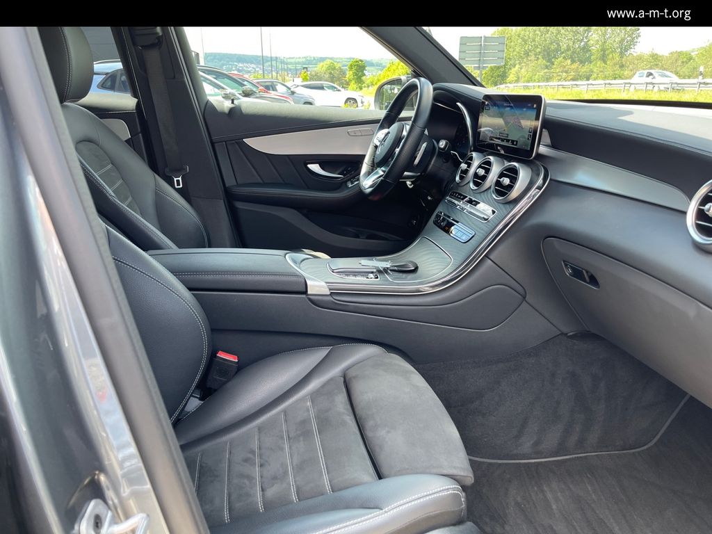 Mercedes-Benz GLC 300 2022