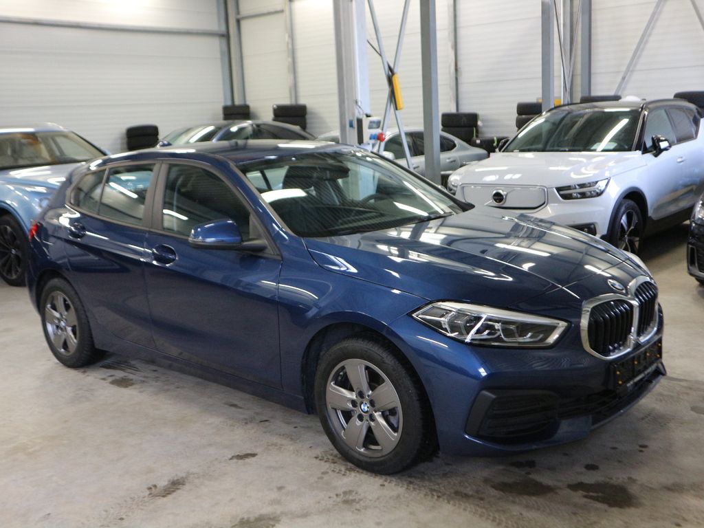 BMW 118 2021