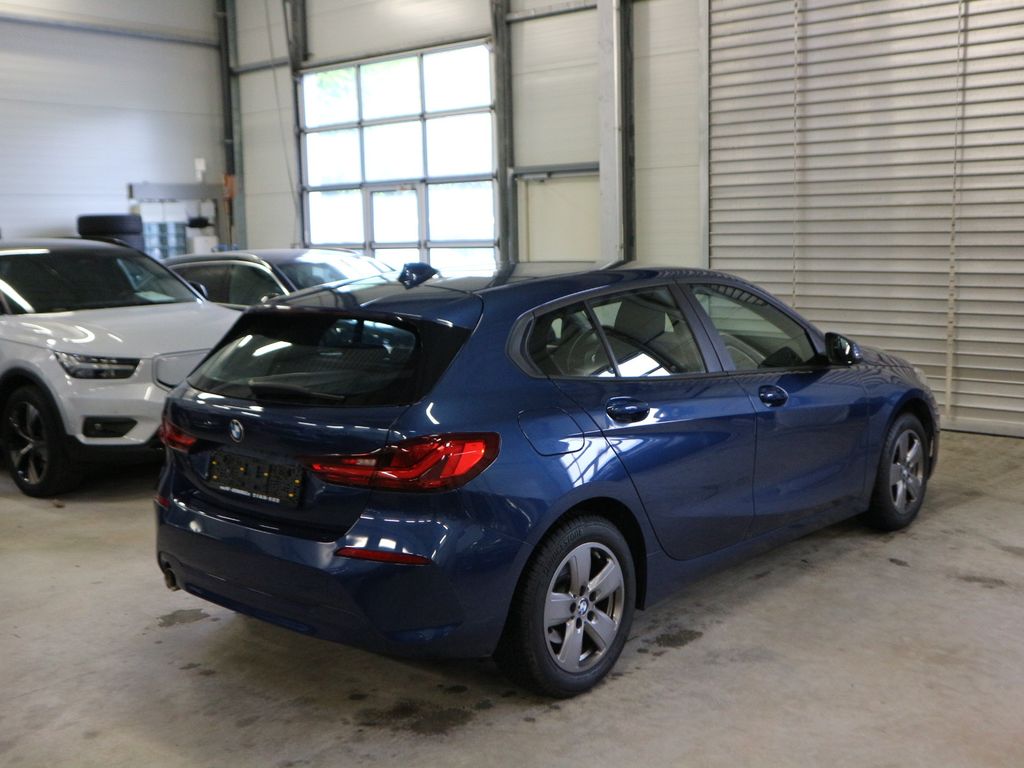 BMW 118 2021