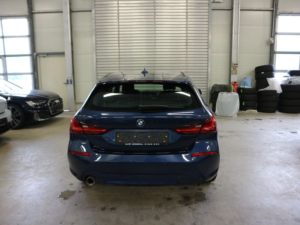 BMW 118 2021