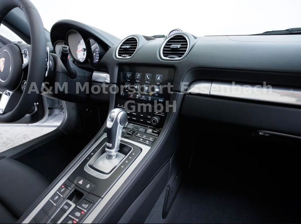 Porsche Boxster 2025