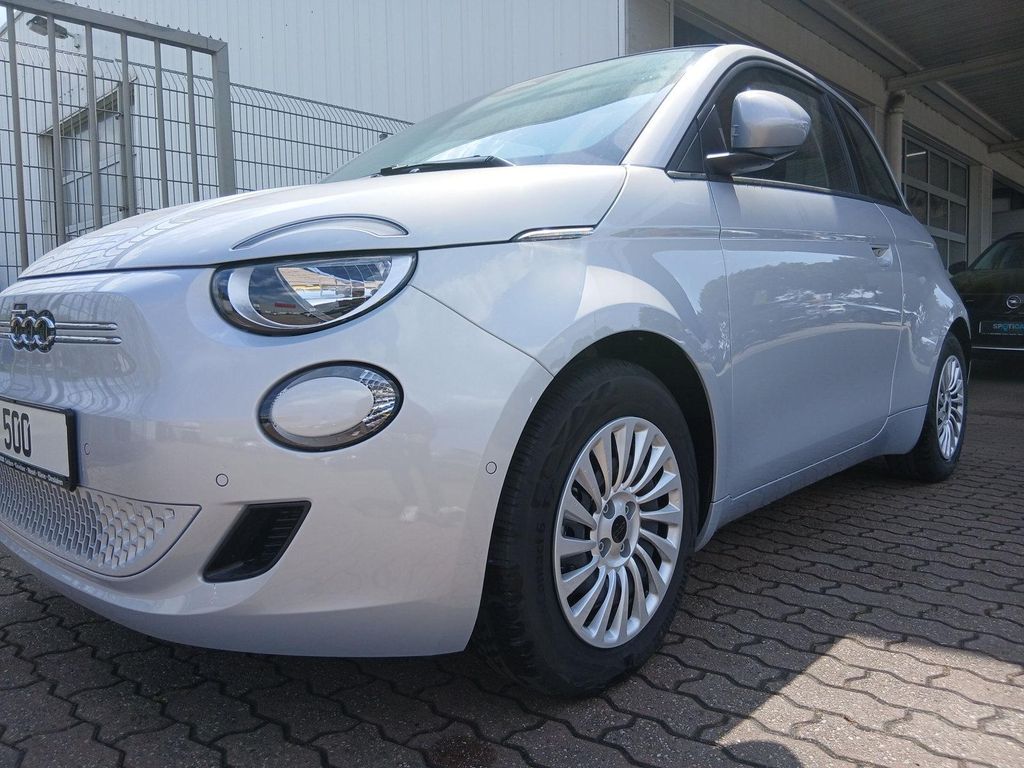 Fiat 500e 2025