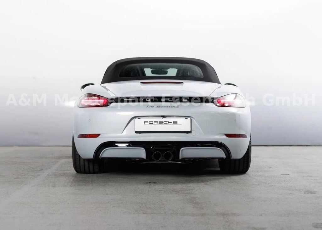 Porsche Boxster 2025