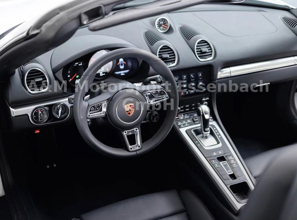 Porsche Boxster 2025