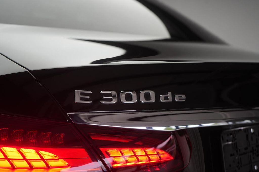 Mercedes-Benz E 300 2022