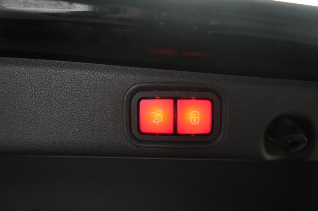 Mercedes-Benz E 300 2022