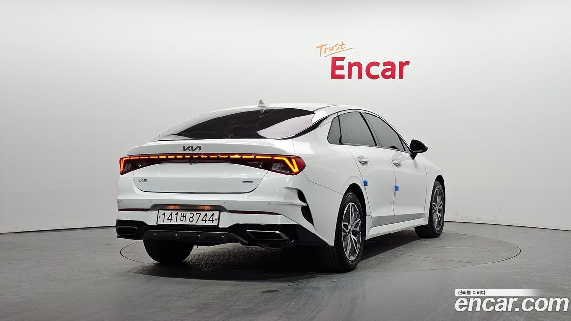 Kia K5 2023