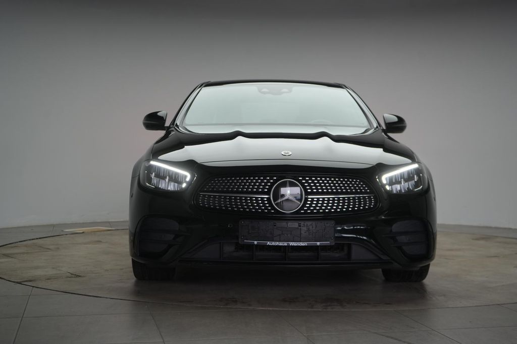 Mercedes-Benz E 300 2022