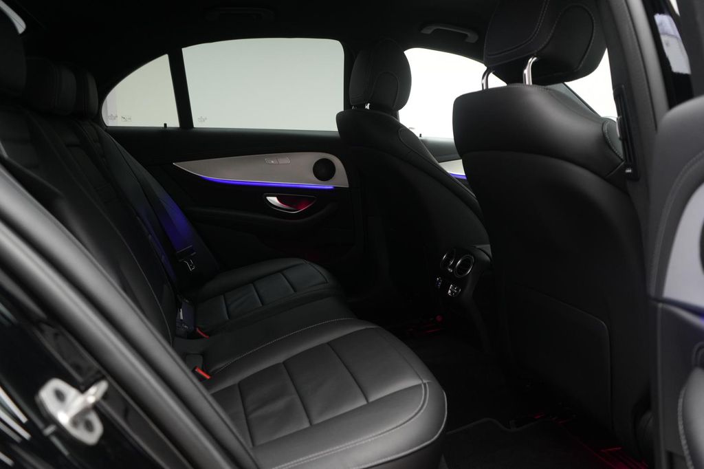 Mercedes-Benz E 300 2022