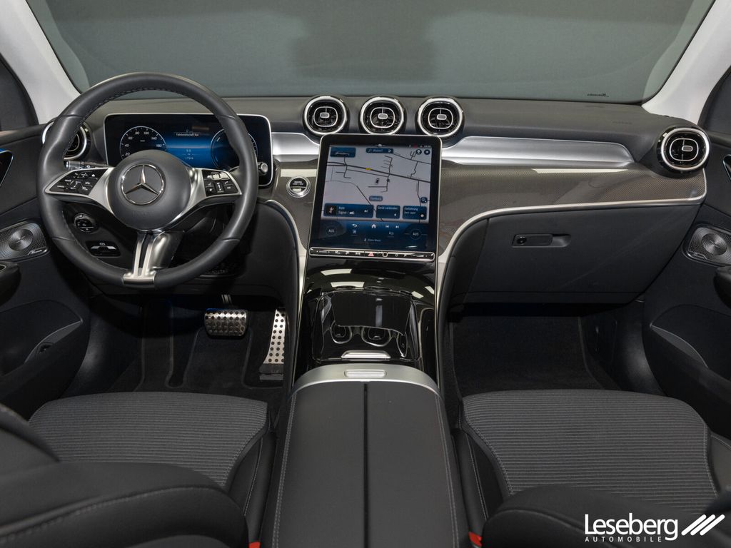 Mercedes-Benz GLC 300 2023