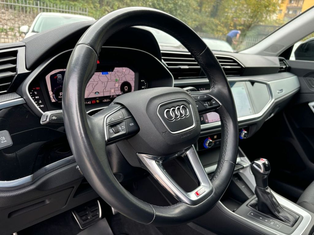 Audi Q3 2021
