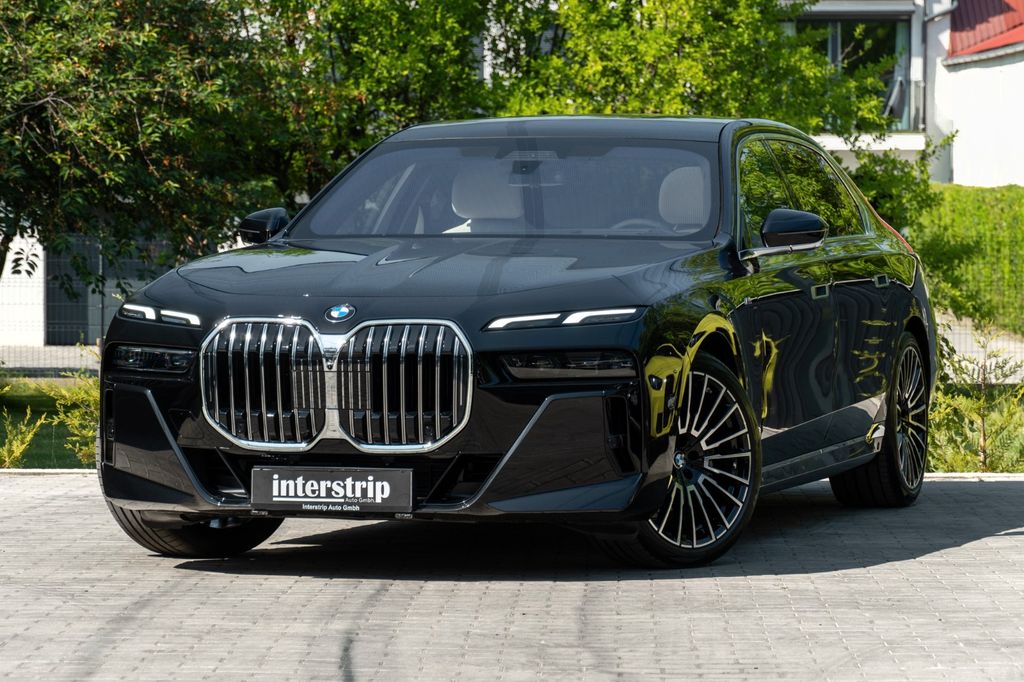 BMW 740 2025