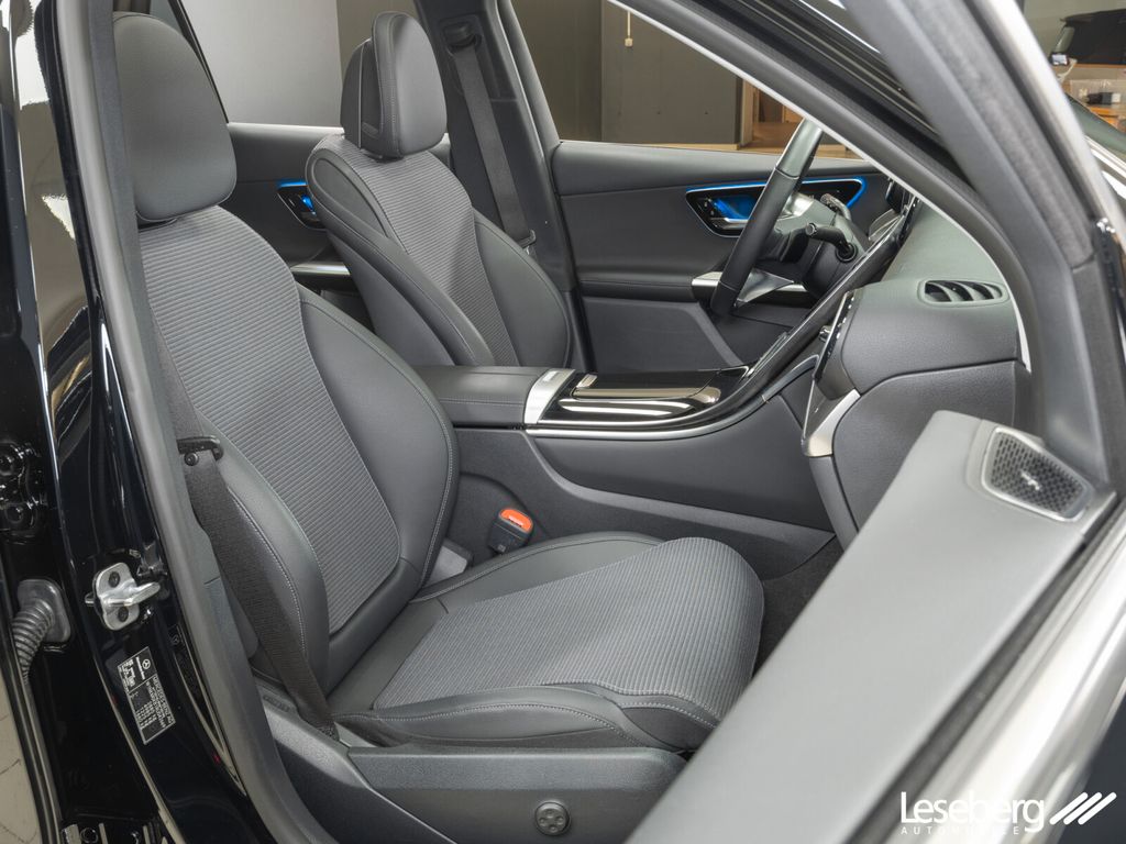 Mercedes-Benz GLC 300 2023