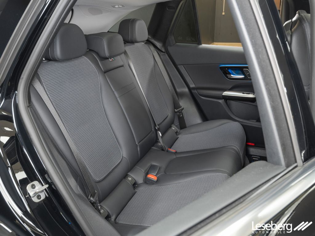 Mercedes-Benz GLC 300 2023