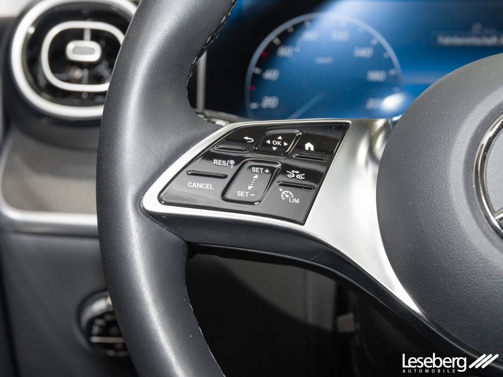 Mercedes-Benz GLC 300 2023