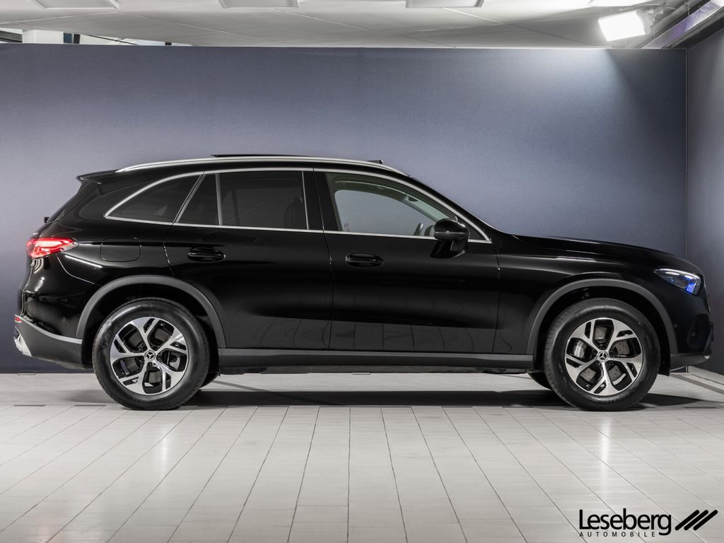 Mercedes-Benz GLC 300 2023