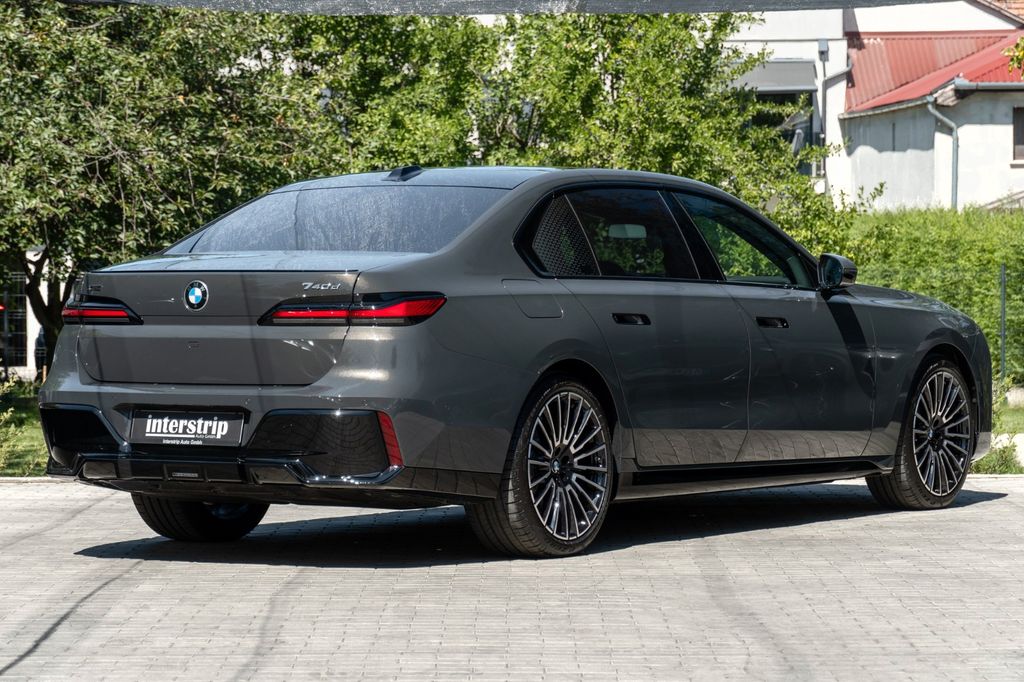 BMW 740 2025