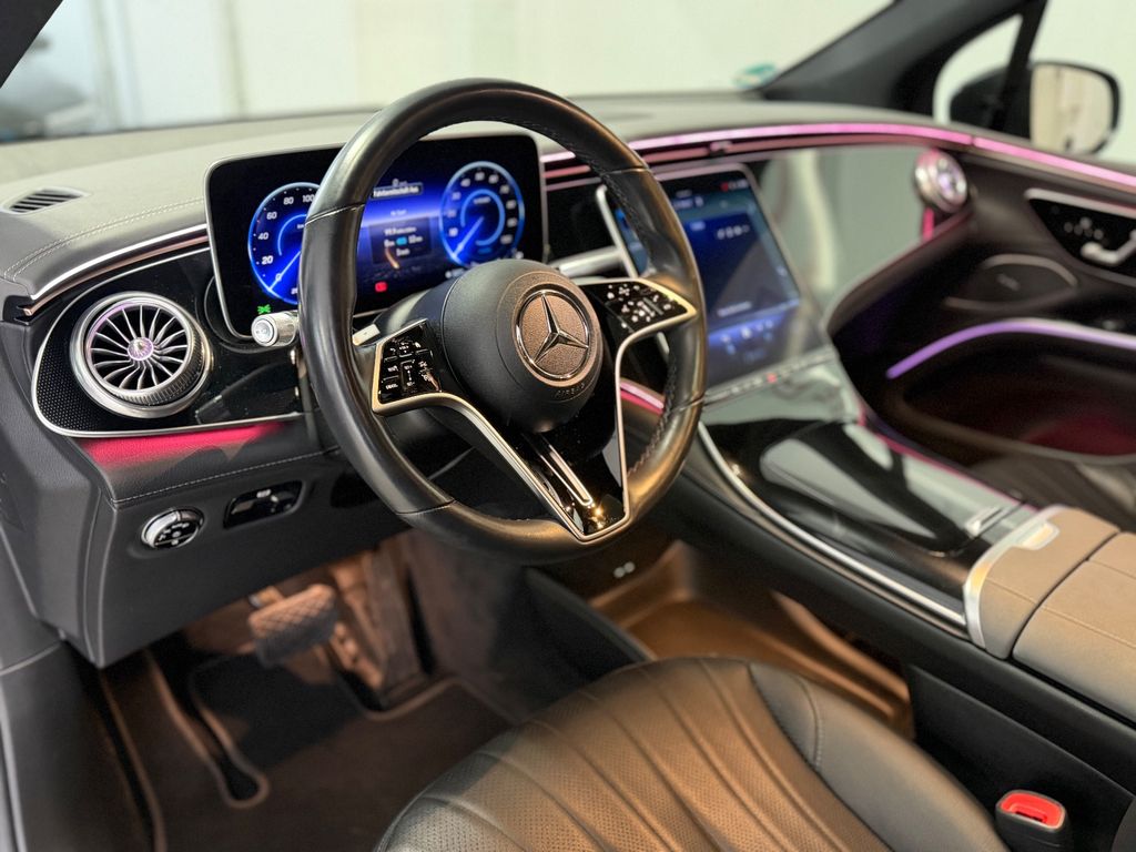 Mercedes-Benz EQS SUV 2023