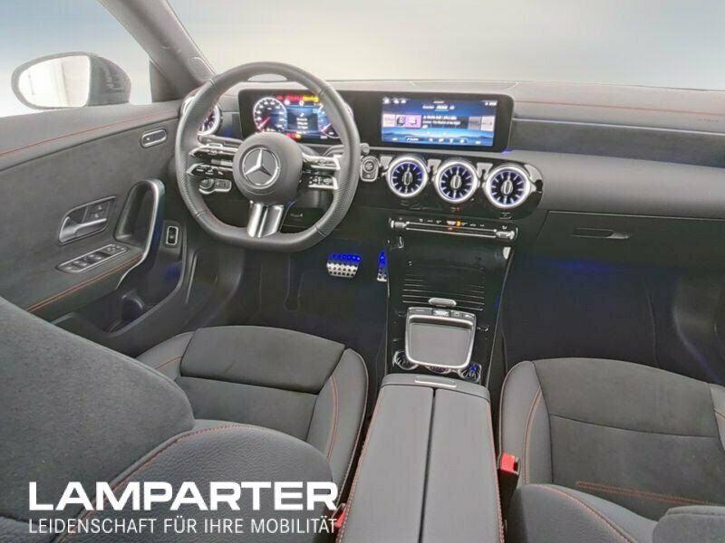 Mercedes-Benz CLA 200 2024