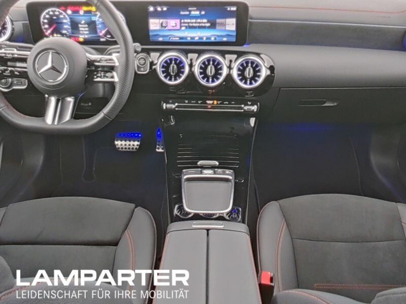 Mercedes-Benz CLA 200 2024