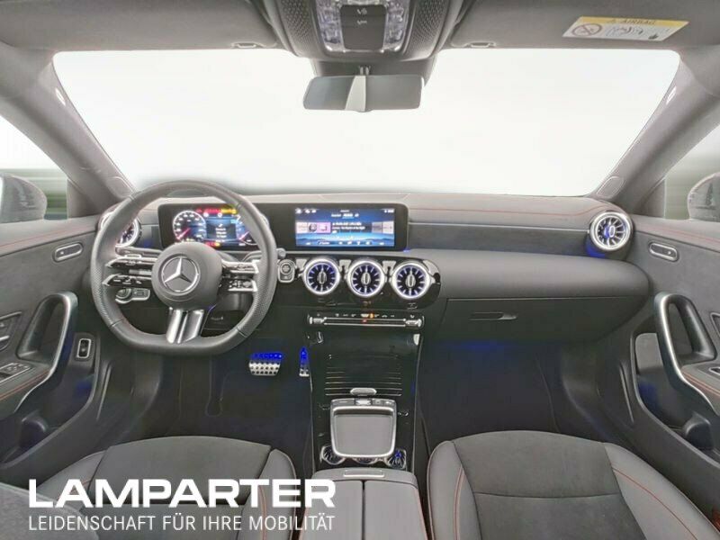 Mercedes-Benz CLA 200 2024