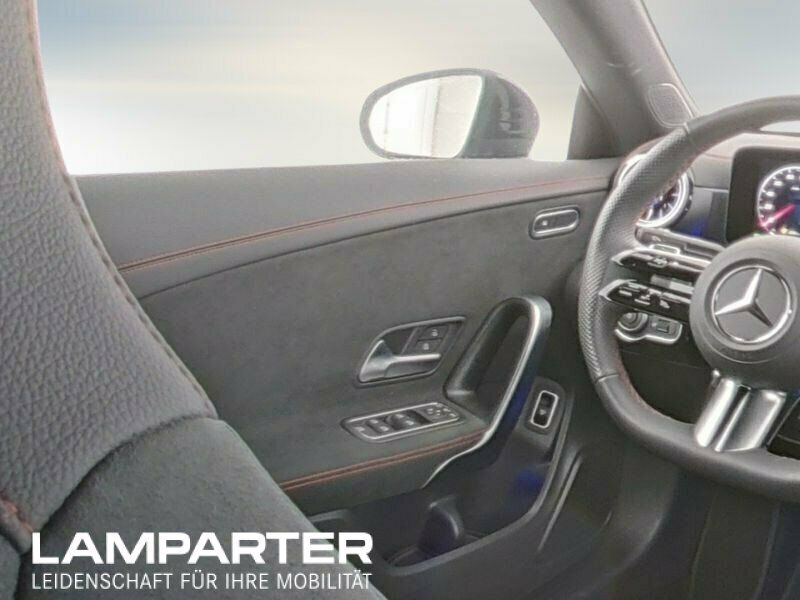 Mercedes-Benz CLA 200 2024