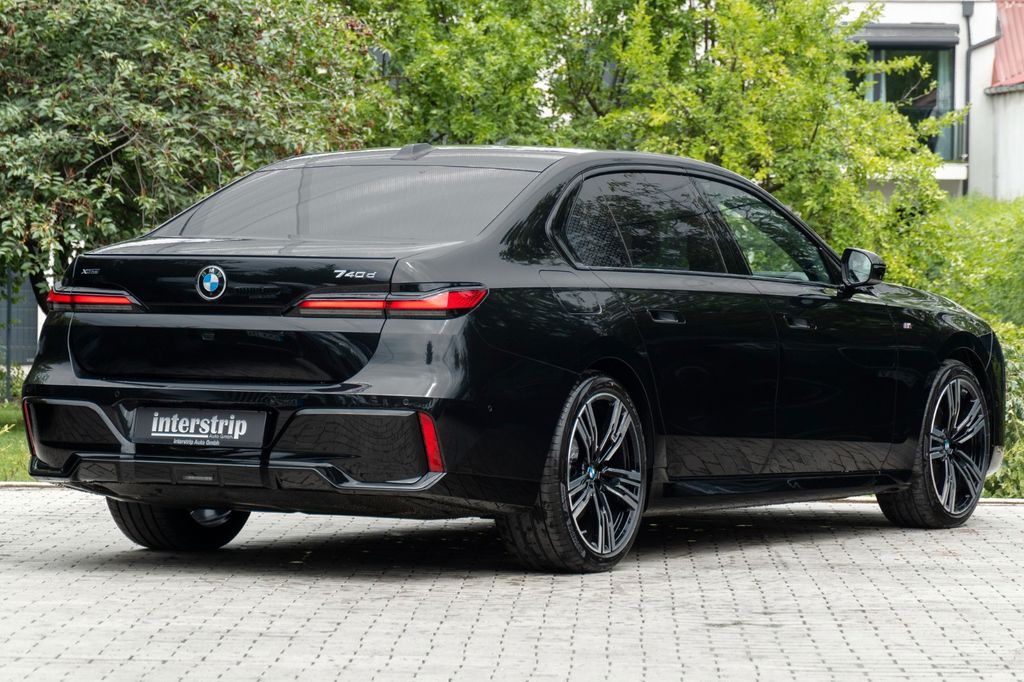 BMW 740 2025