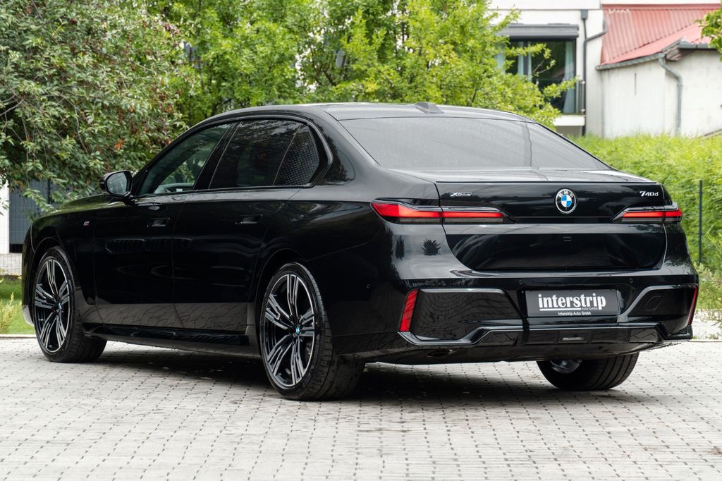 BMW 740 2025