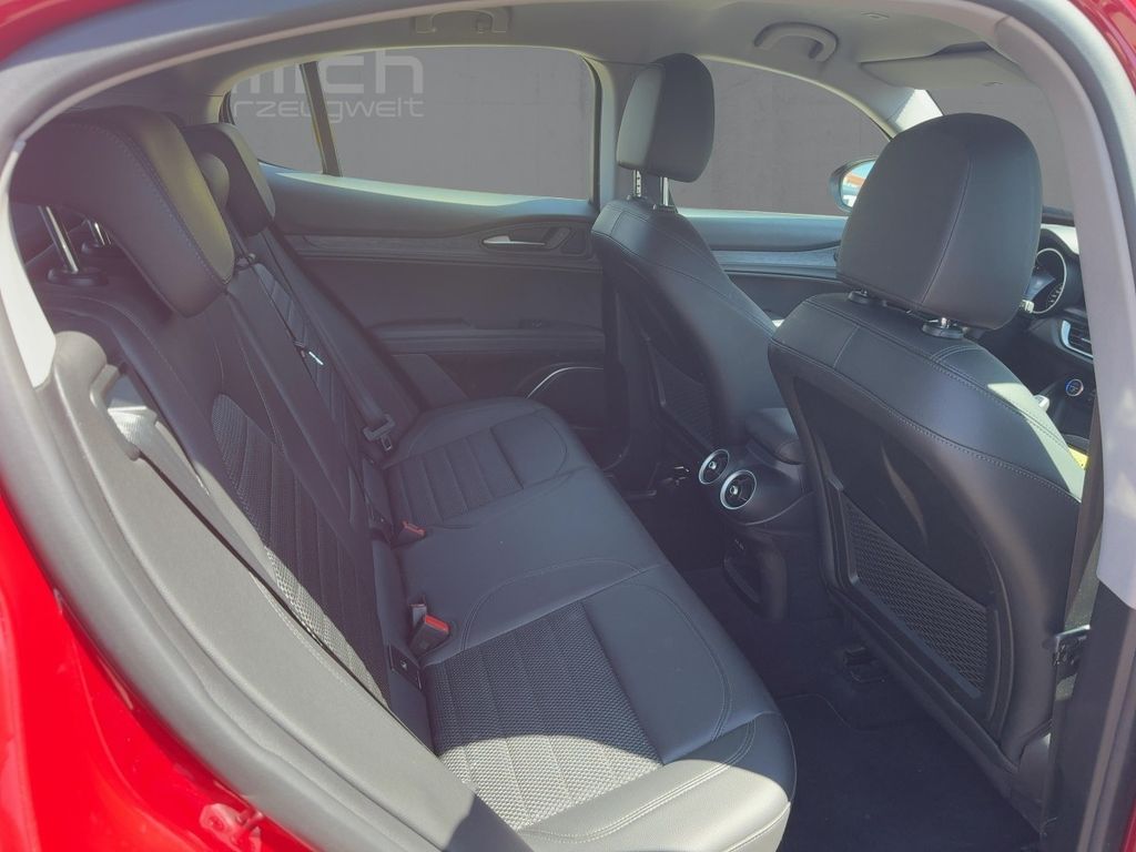 Alfa Romeo Stelvio 2021