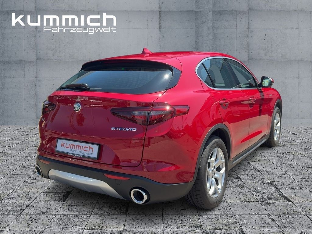 Alfa Romeo Stelvio 2021