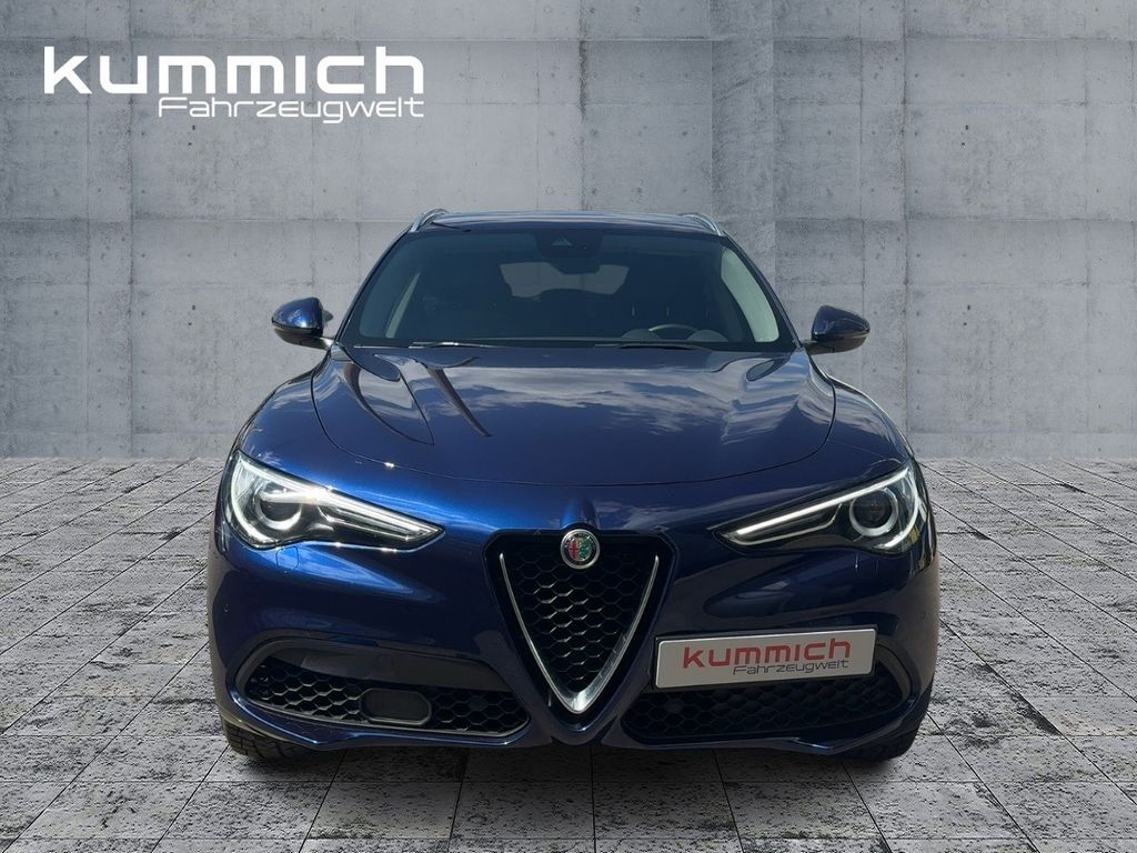 Alfa Romeo Stelvio 2021