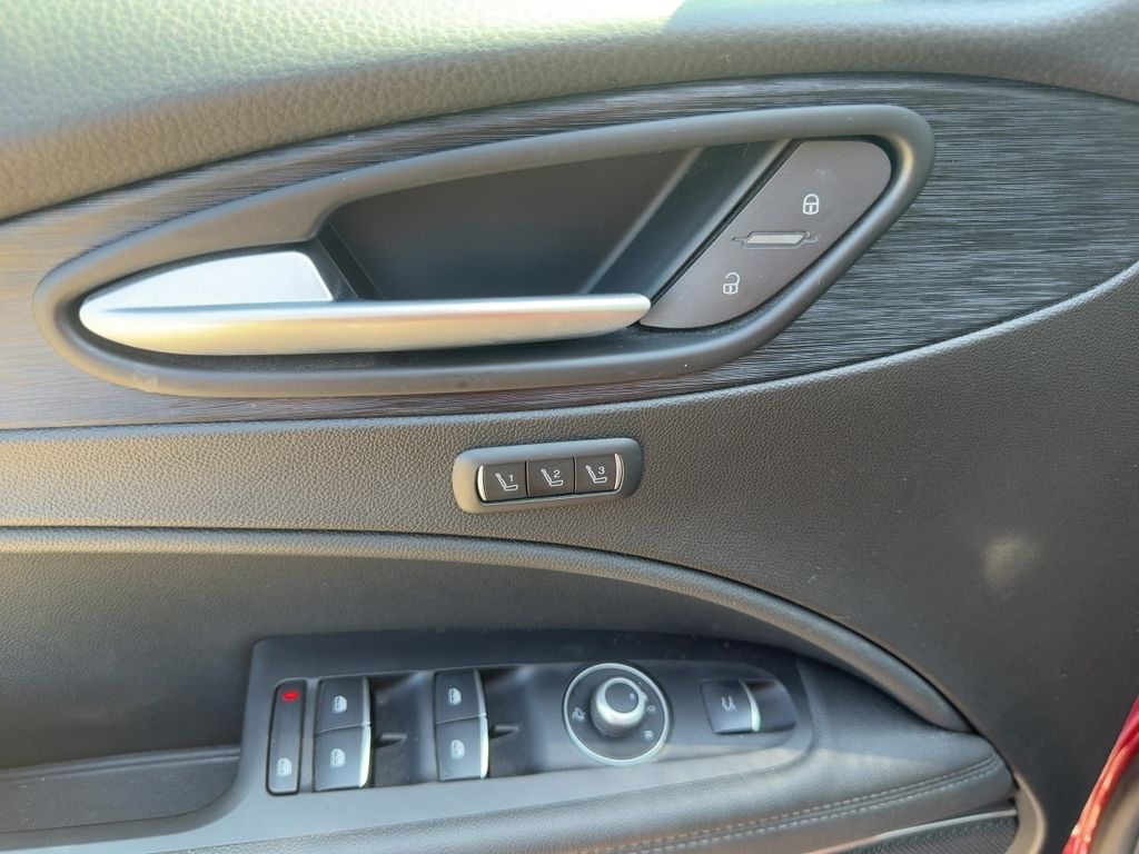 Alfa Romeo Stelvio 2021