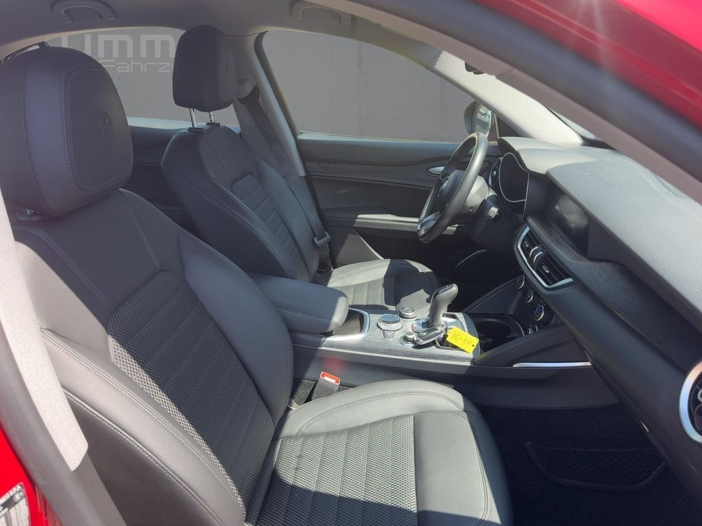 Alfa Romeo Stelvio 2021