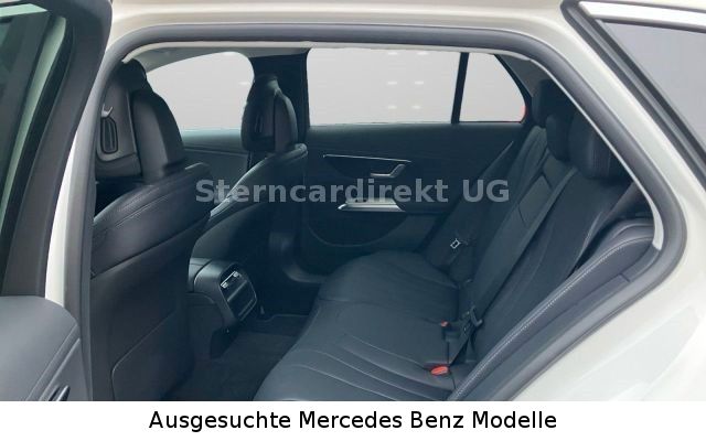 Mercedes-Benz E 300 2025