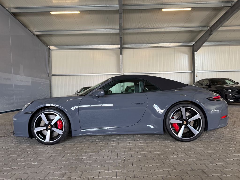 Porsche 992 2025