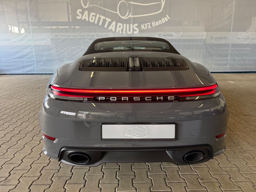 Porsche 992 2025
