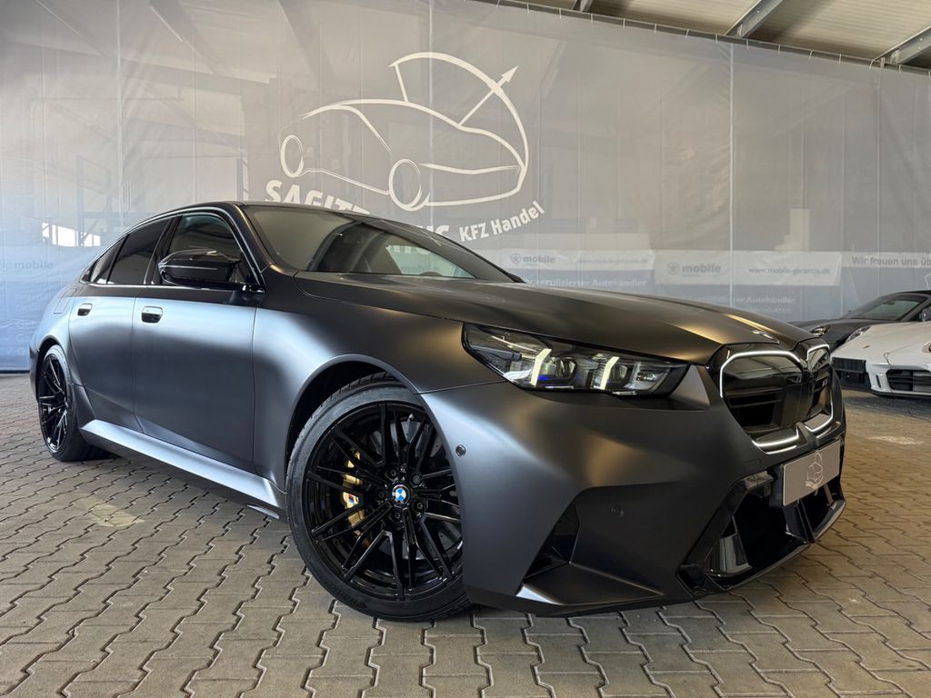 BMW M5 2025