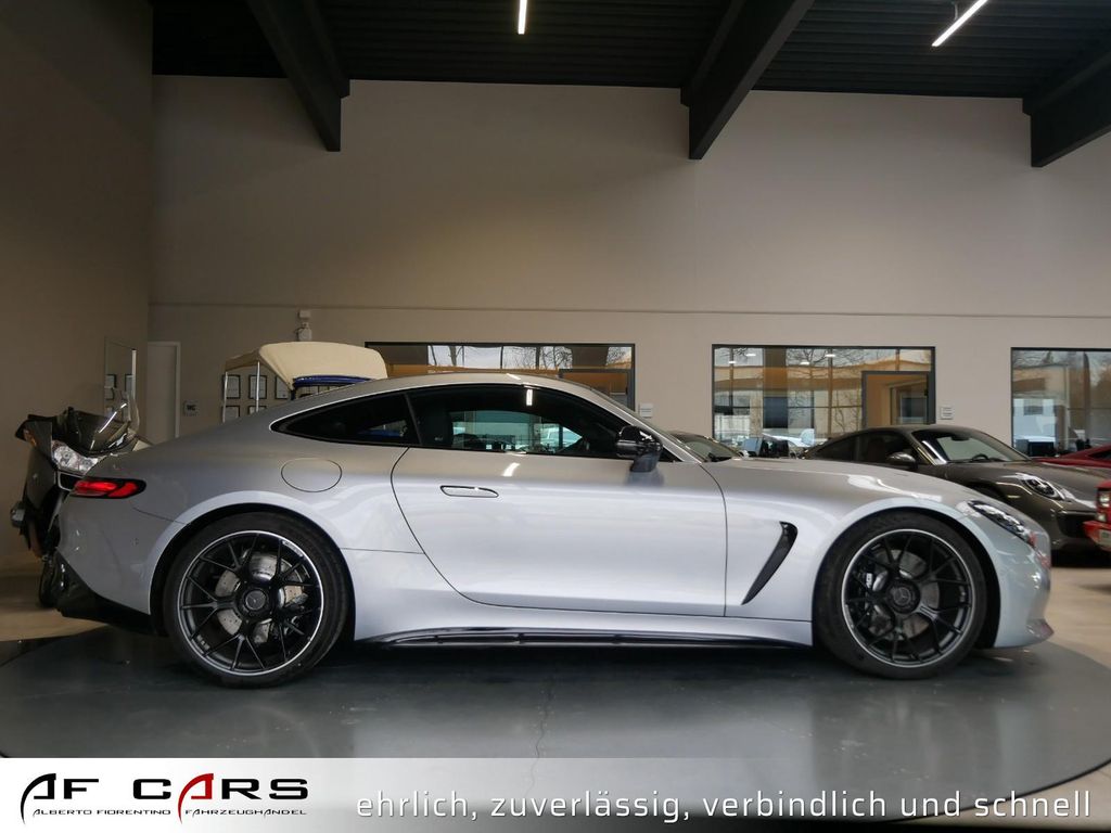 Mercedes-Benz AMG GT 2024