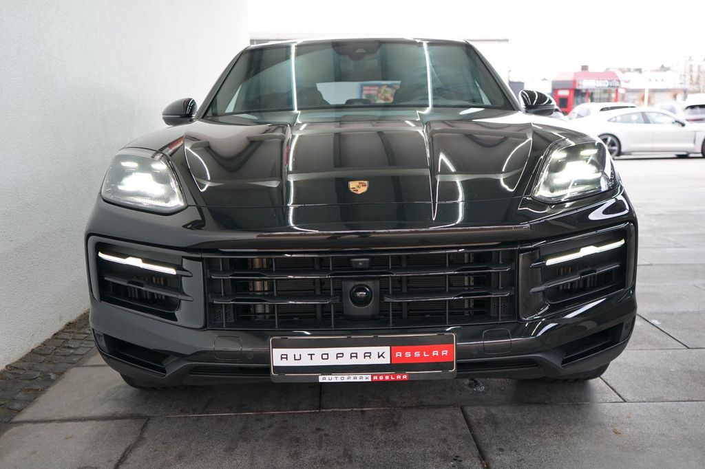 Porsche Cayenne 2025