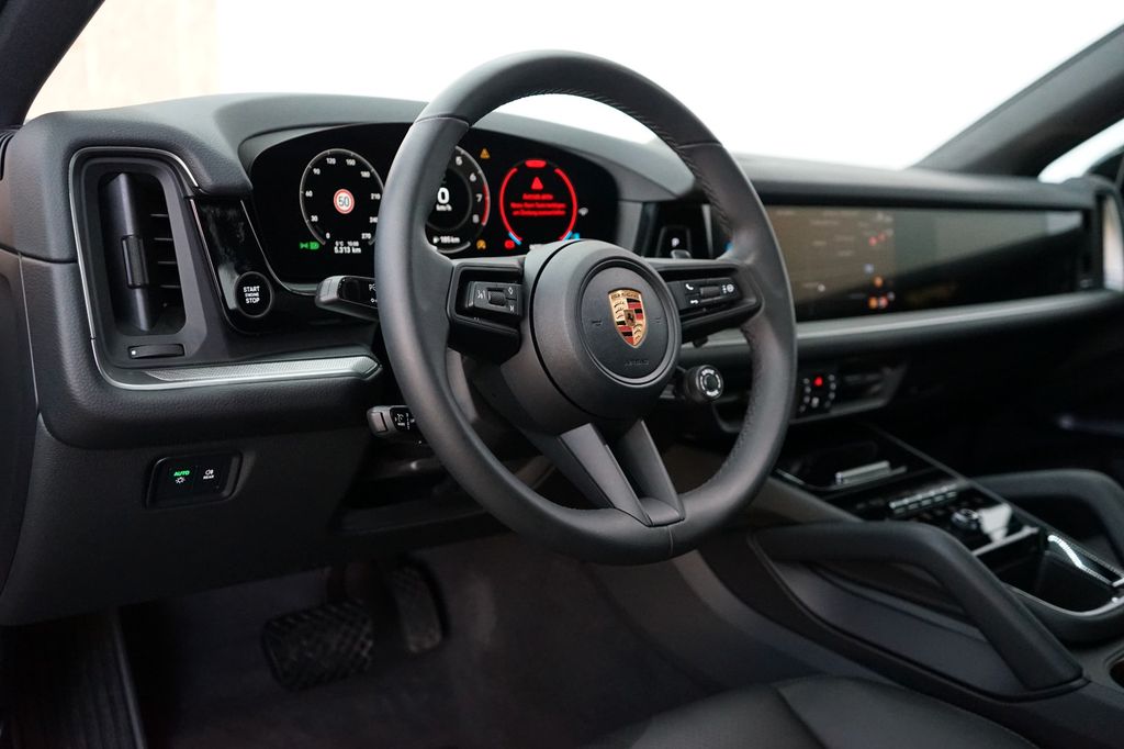 Porsche Cayenne 2025