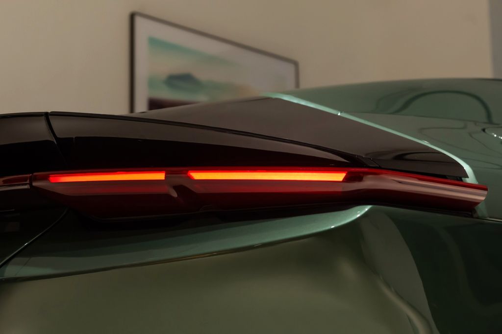 Ferrari 12Cilindri 2024