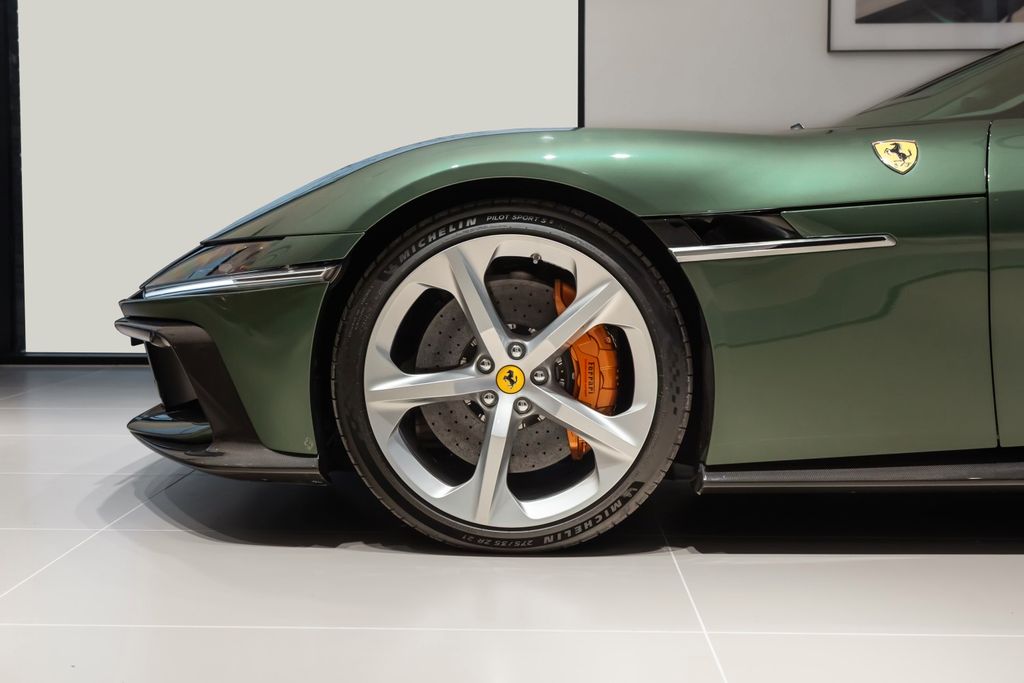 Ferrari 12Cilindri 2024