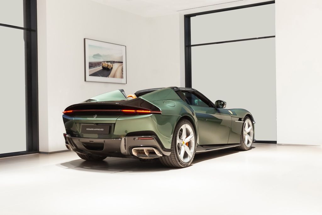 Ferrari 12Cilindri 2024